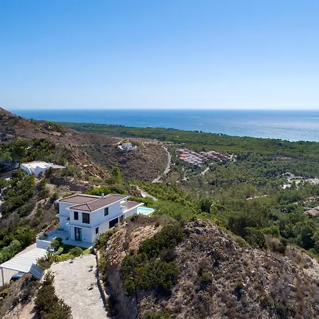 Marita - Luxury With Infinity Pool - Sud Sardegna Βίλα Chia