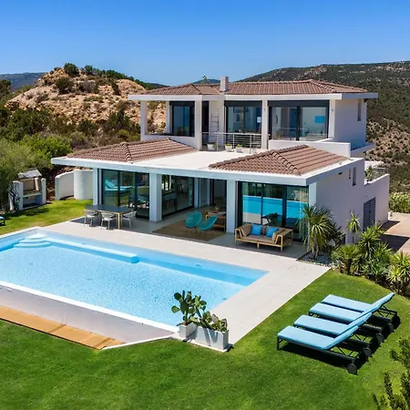 Marita - Luxury With Infinity Pool - Sud Sardegna * Chia