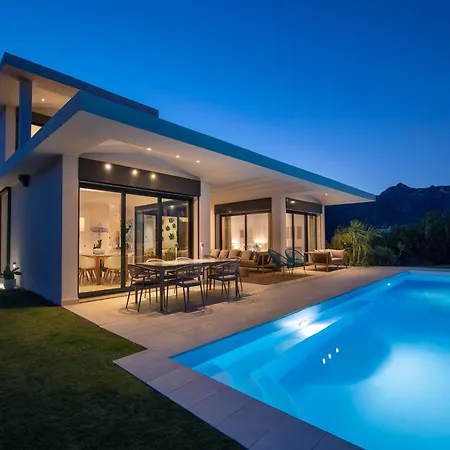 Marita - Luxury With Infinity Pool - Sud Sardegna Βίλα